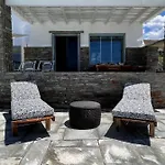 Casa Bianca Of Kea Melissaki
