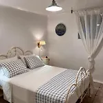 Casa Bianca Of Kea Melissaki