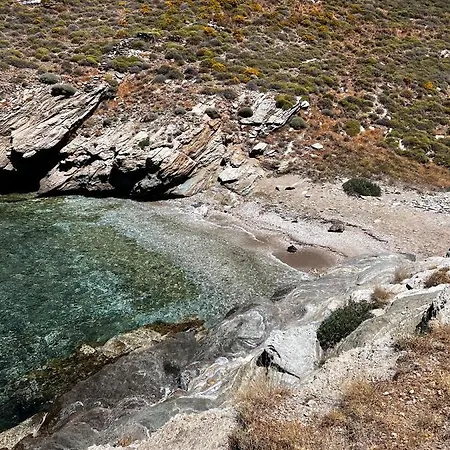 Casa Bianca Of Kea Melissaki