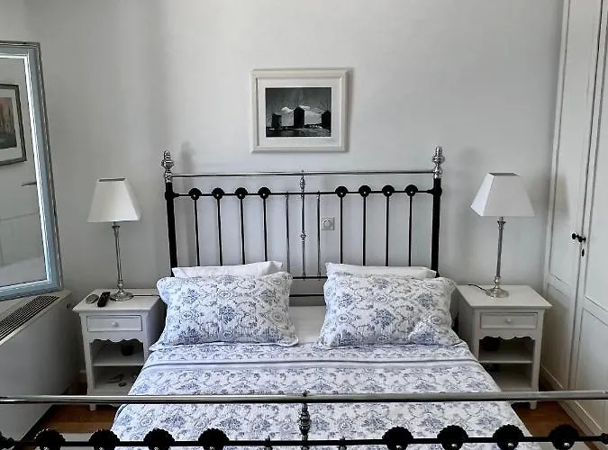 Casa Bianca Of Kea Melissaki